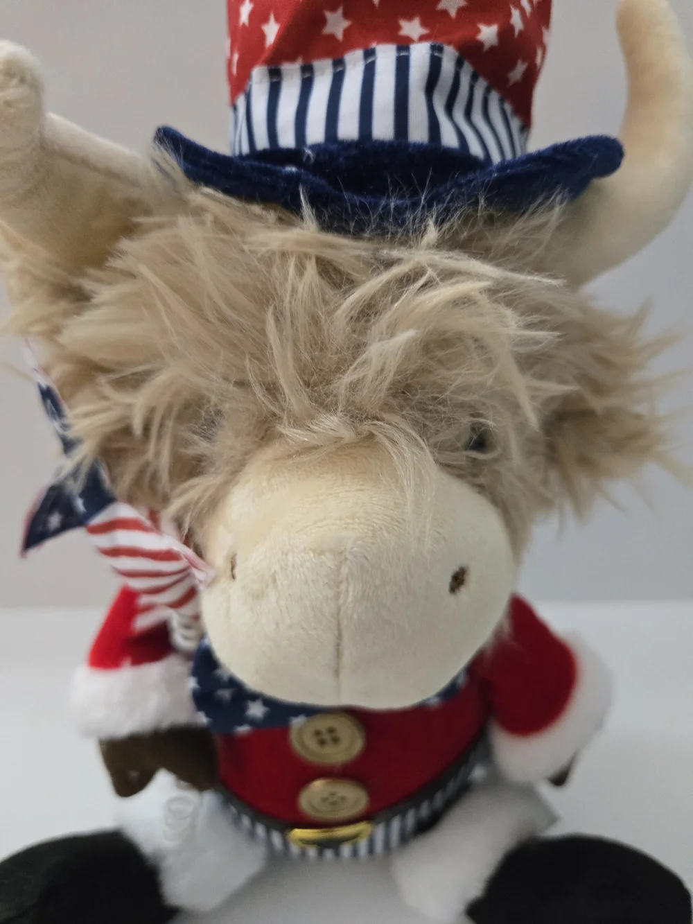 Americana Highland Cow Shelf Sitter 11